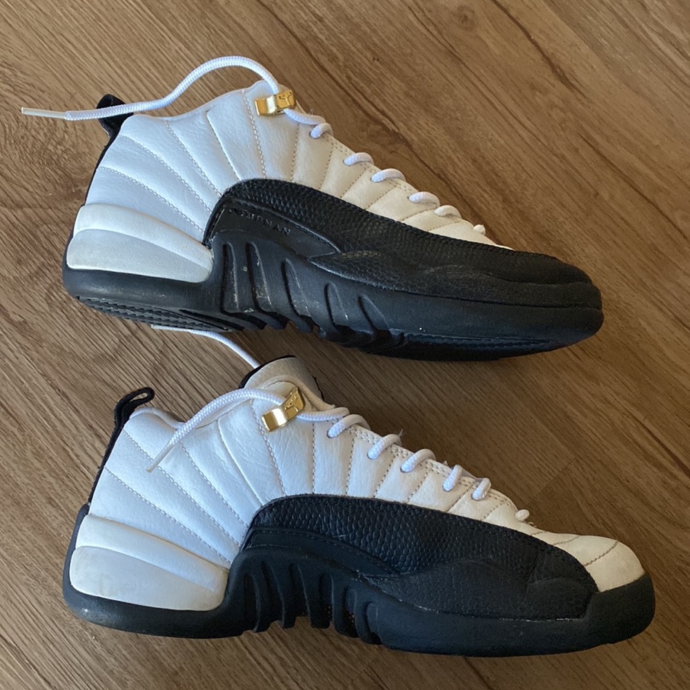 Vintage Air Jordan 12 Retro Low GS White Black Taxi Yellow 2004 size 6 - Picture 4 of 16